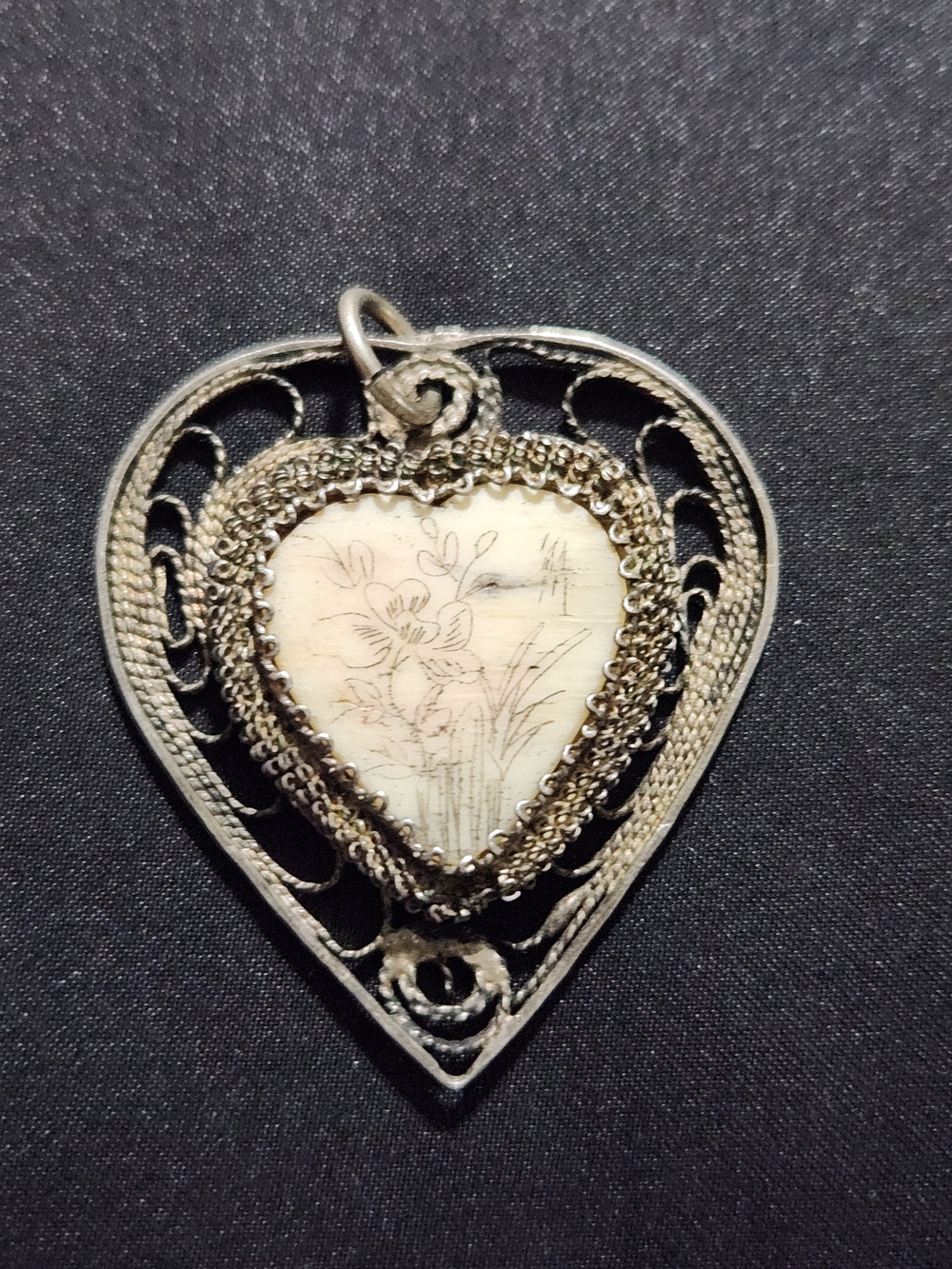 Antique Chinese Scrimshaw Heart Filigree Pendant Necklace in Silver and Cream